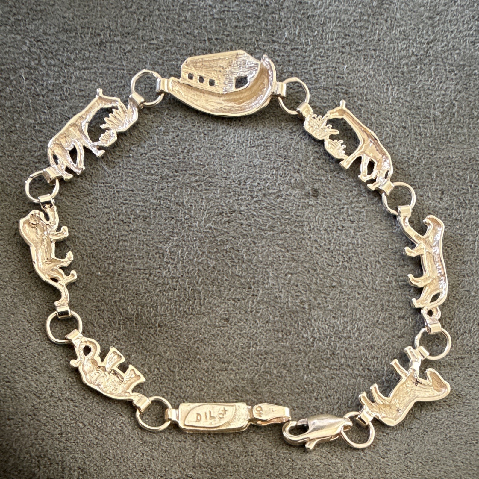 10K Yellow Gold Noah’s Ark Animal Bracelet 7 1/2 inches Lobster Claw Excellent