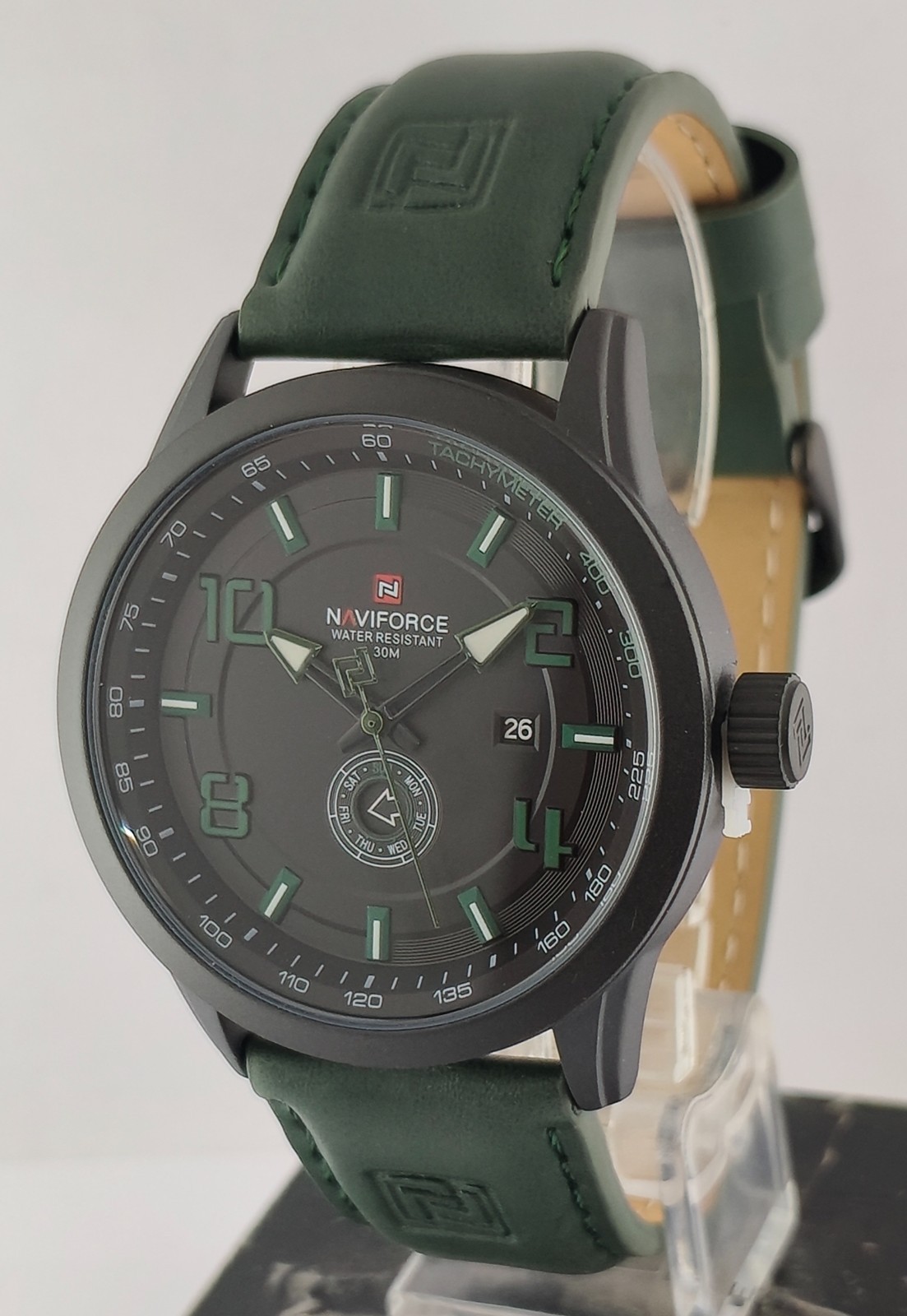 Naviforce Quartz Black Dial Date/ Day Excellent Working Men’s Watch Leather Band