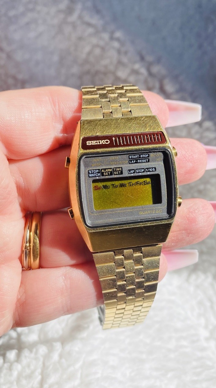 Rare Vintage 1978 Seiko A159-5009G LCD Chronograph Alarm Digital Watch Gold Band