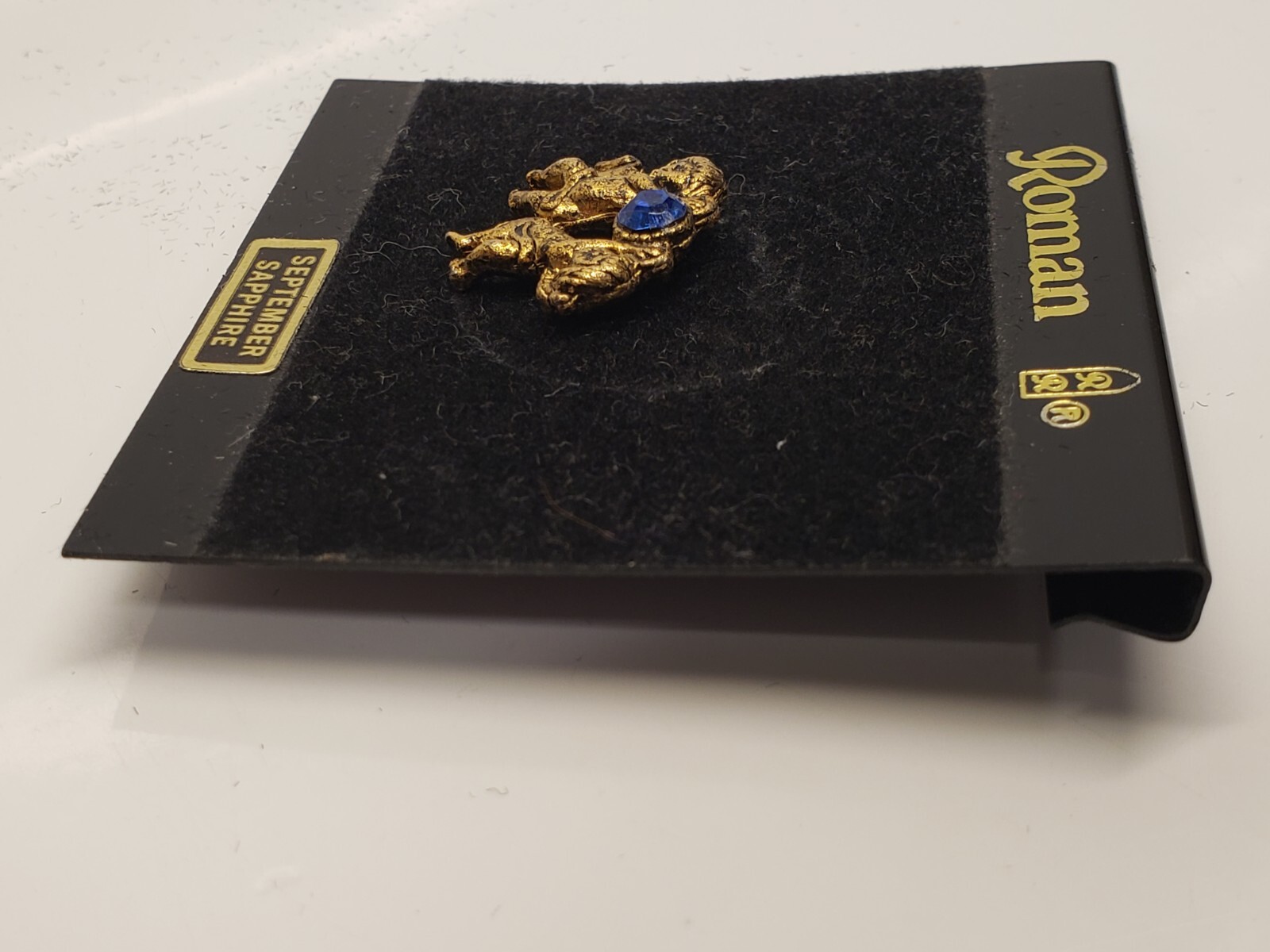 NEW ROMAN INC 2 Angels Holding September Sapphire Birthstone Blue Pin Brooch