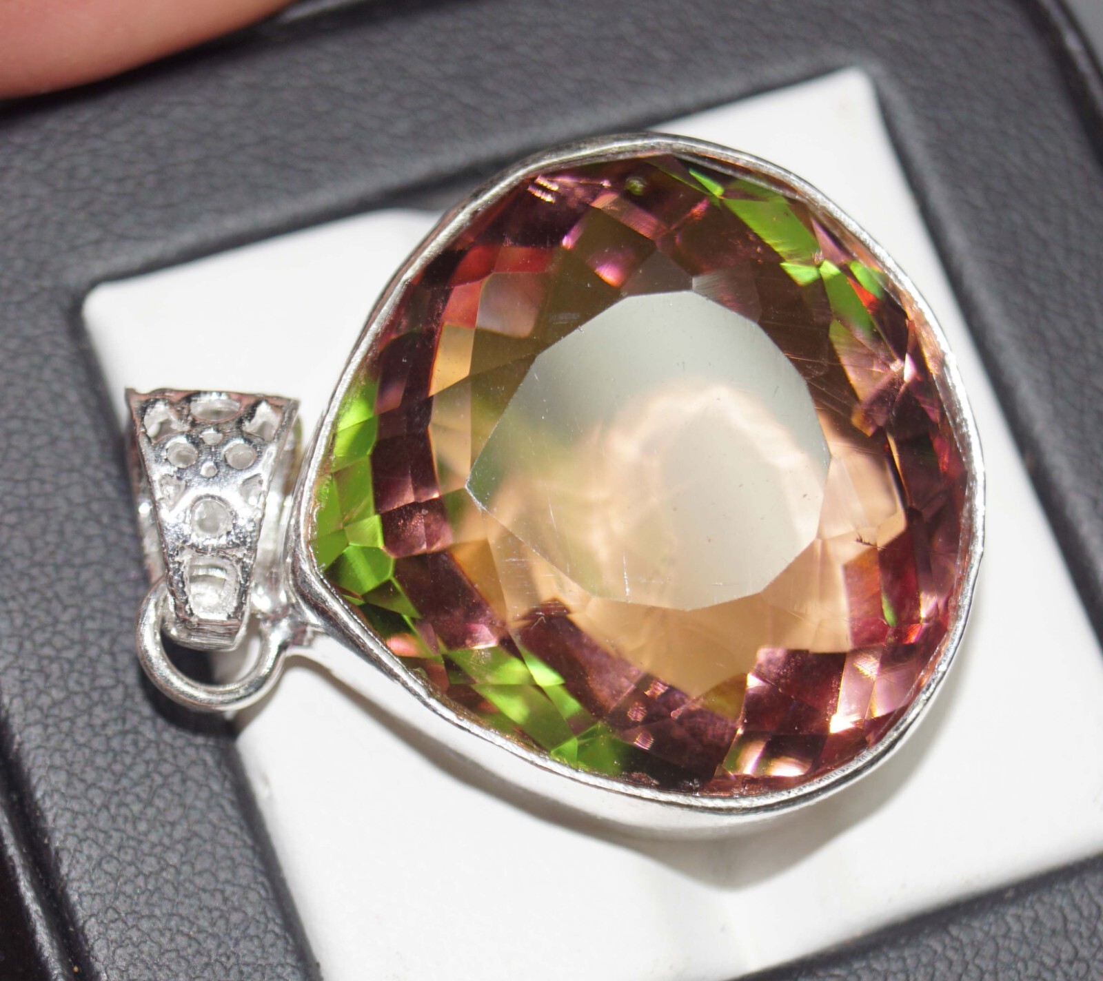 GiE Certified 76.75 Ct Pear Natural Zultanite 7 Color Pendant 925 Silver Jewelry
