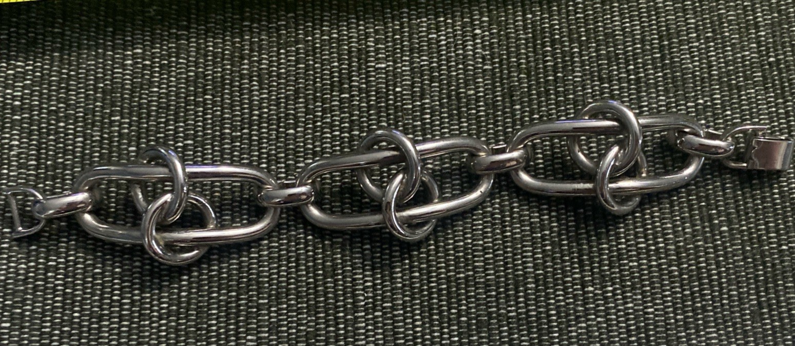 Vintage Bergere Silver Tone Chunky Oval Link Bracelet 7.25” Fold Over Clasp