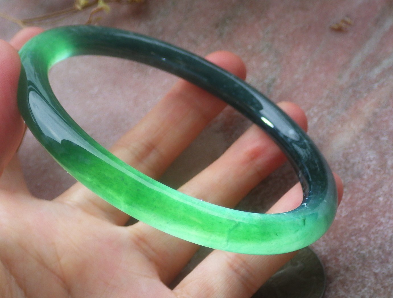 Video Certified Green A JADE Jadeite Circle Bangle Bracelet 69mm 手镯 734638 AS