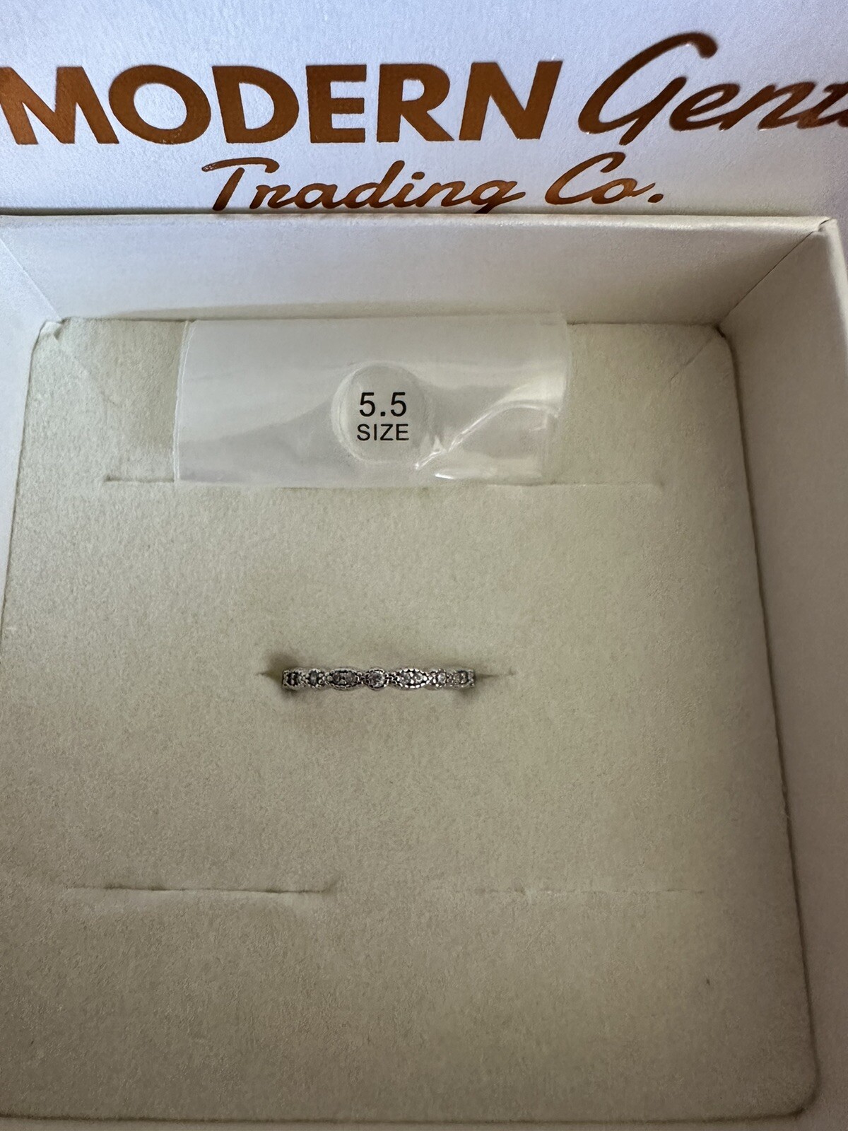 Modern Gents “The Forever”, size 5.5, in Silver, $75.00