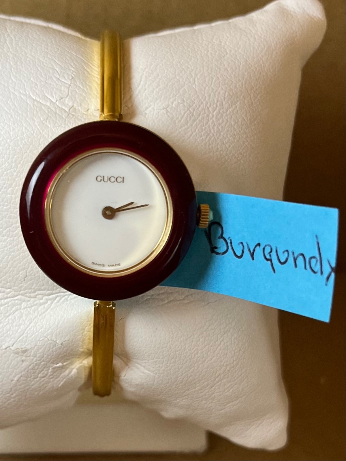 Interchangeable Burgundy Bezel fits Gucci models 1100/1200 – WATCH NOT INCLUDED