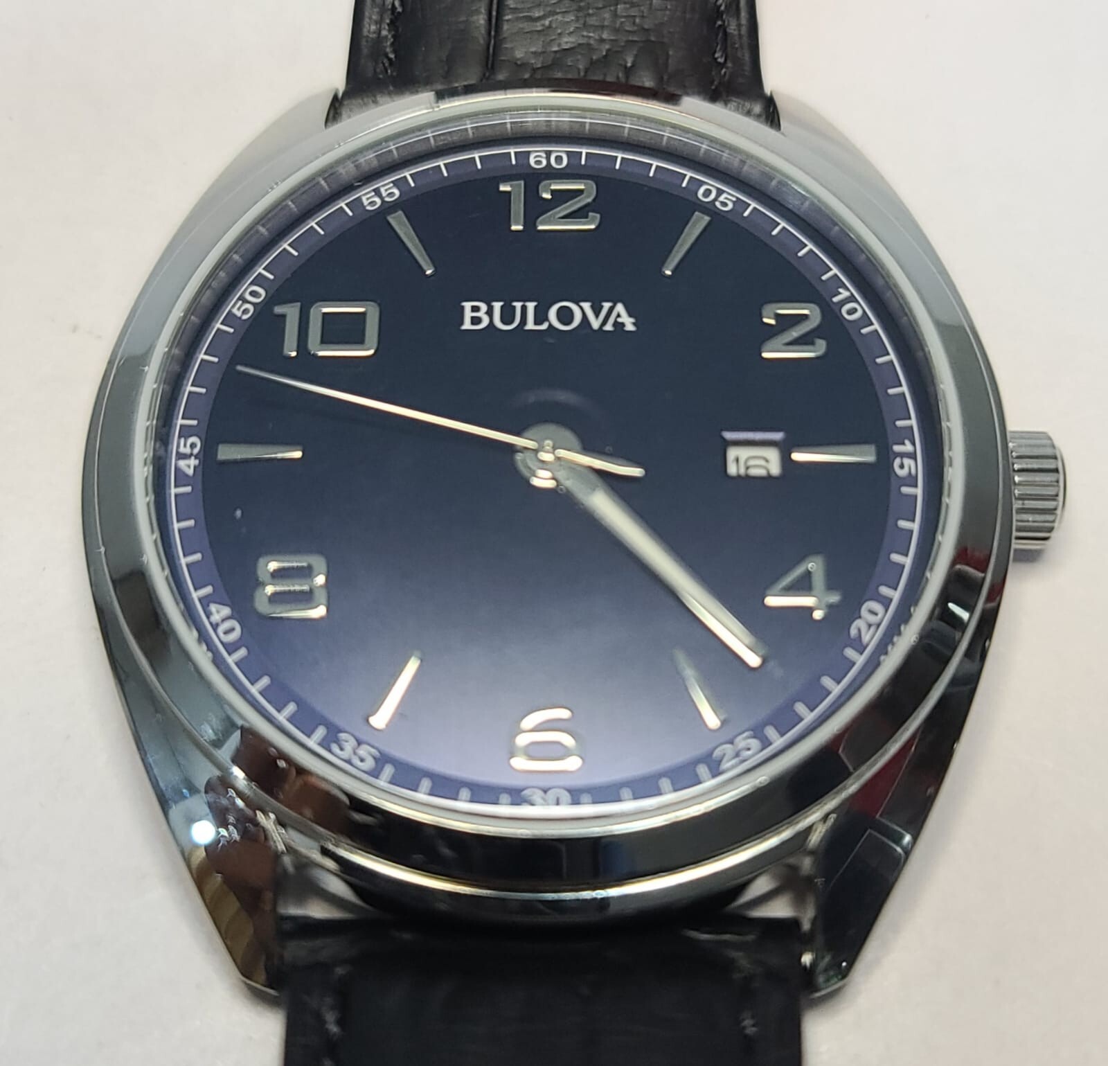 96B351 BULOVA MEN’S BLUE DIAL BLACK LEATHER STRAP WATCH MB5-257