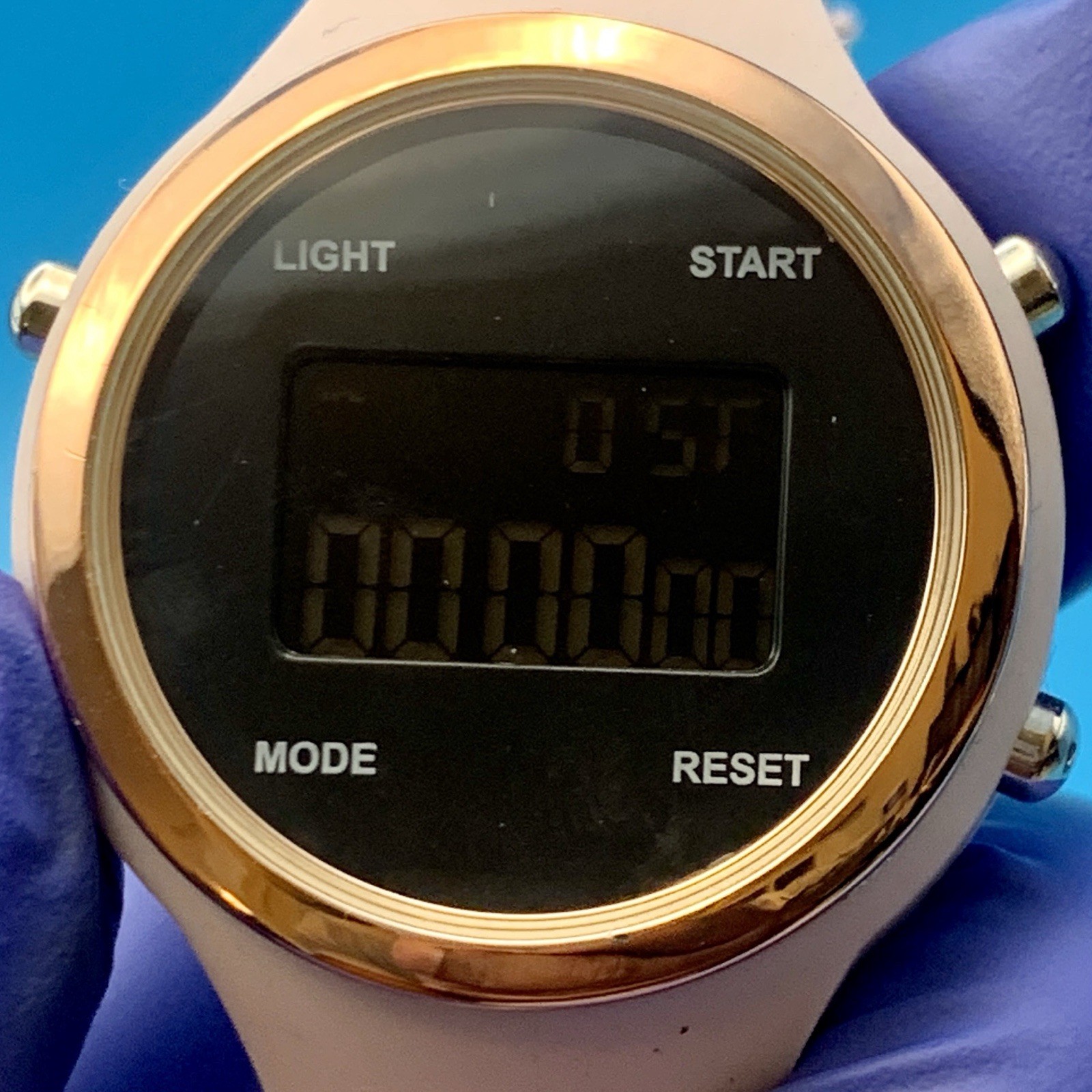 Women’s 78/3003 Digital Wristwatch Chrono Backlight Day Date Display Working