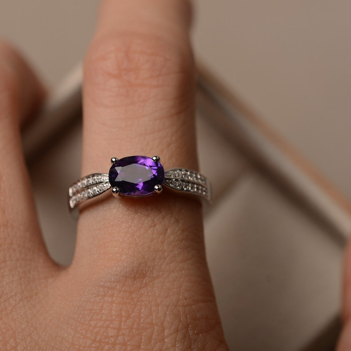 2CT Amethyst Oval Gemstone 925 Silver Plated Statement Ring Duty Free
