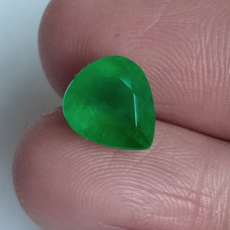3.47 Carat Muzo Green Emerald Heart Shape Certified Earth Mined Loose Gemstone