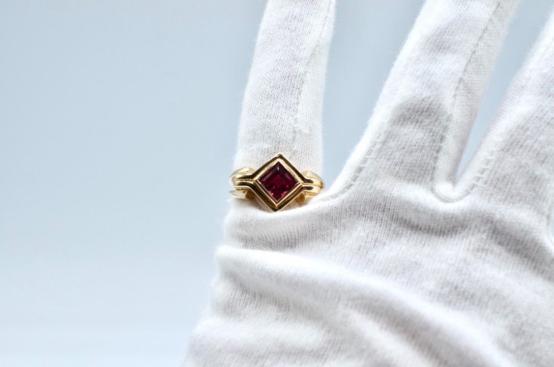 14k Vintage Gold And Rubellite Solitaire Ring.~~8.6gr