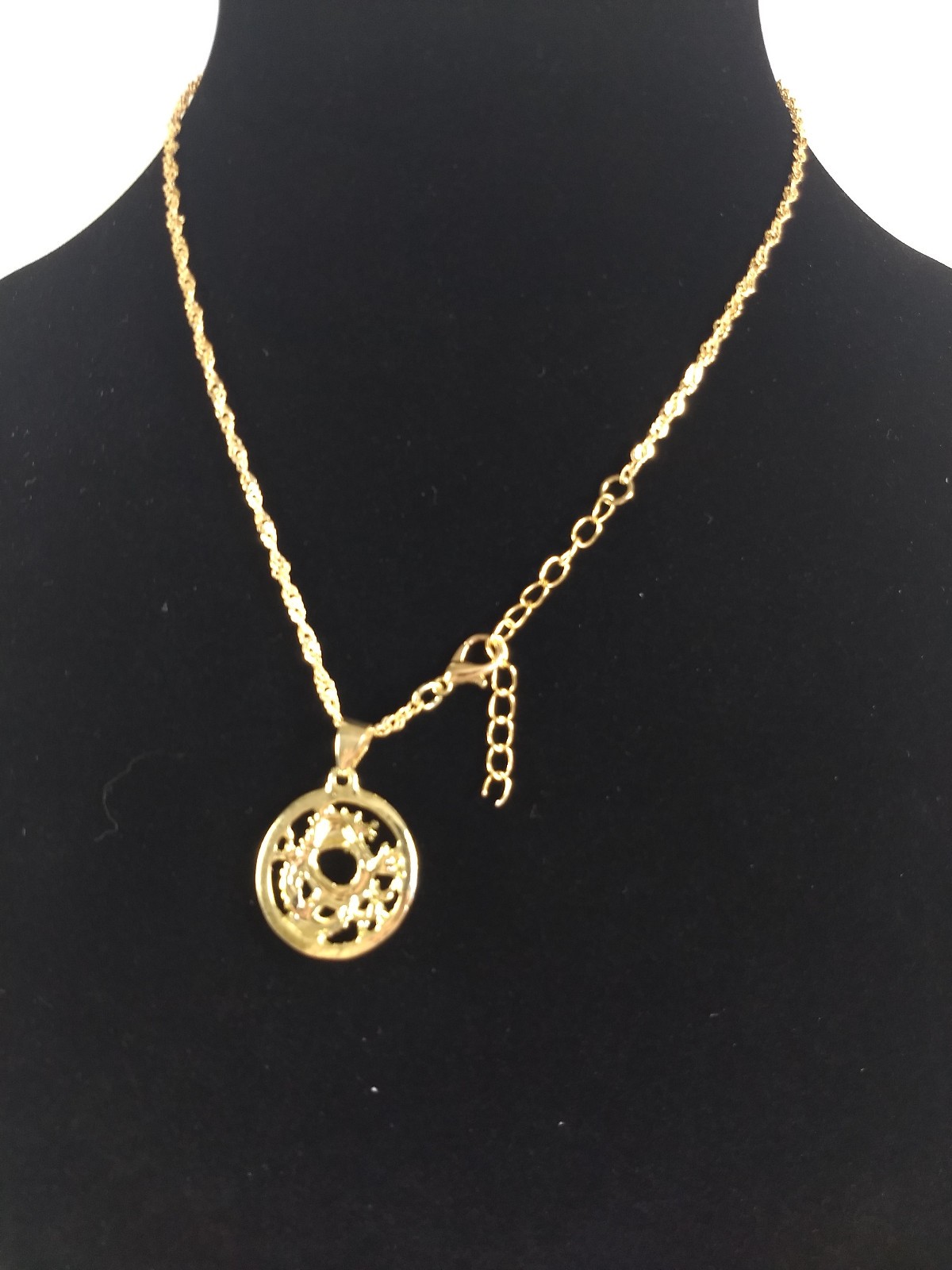 Dragon Pendant Necklace Lot 4 Gold Tone Pendants Chains Modern Rectangle Round