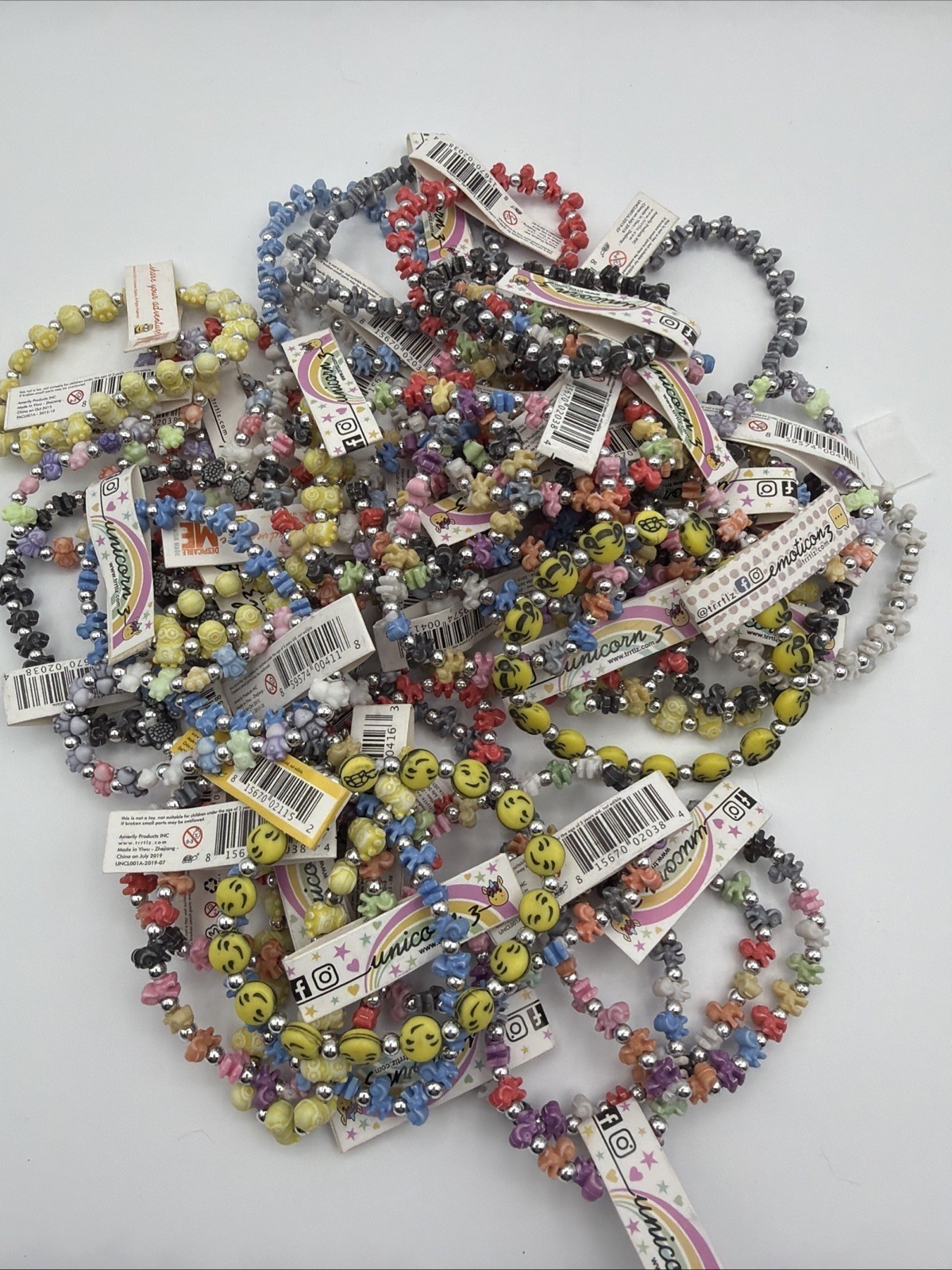 TRRTLZ Lot 50 Beaded Stretch Bracelets Mixed Characters Smiley Animals