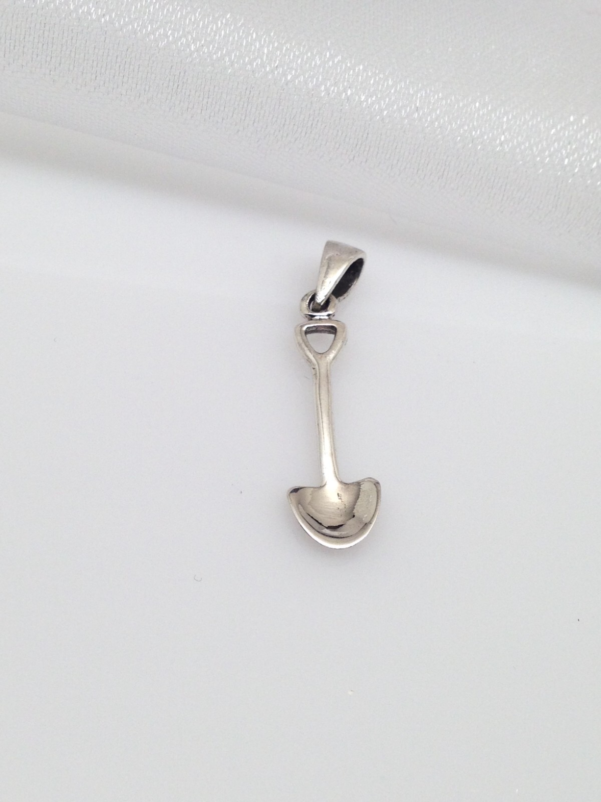 925 Sterling Silver Tiny Shovel Pendant Men Women 19mm(0.75″)/27mm1.06″