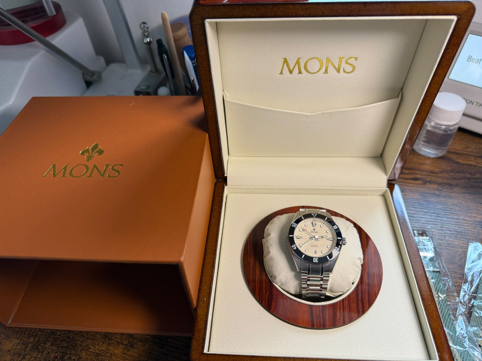 Mons Automatic Watch SWISS MADE Sellita SW SW200