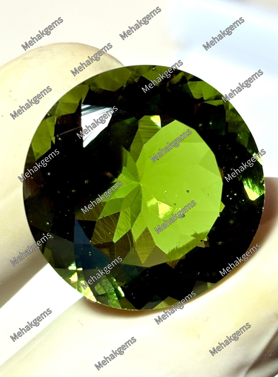 38Ct Certified Color Change Zultanite Round Gemstone, for Wire Wrapping
