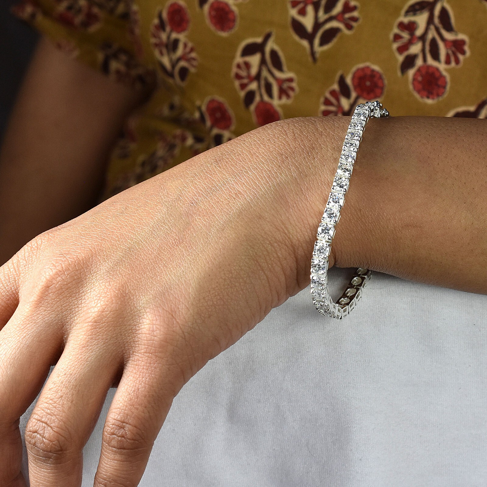 15.50Ct, 4.5mm Diamonds Tennis Bracelet-Great Shine & Luster! FREE Diamond studs