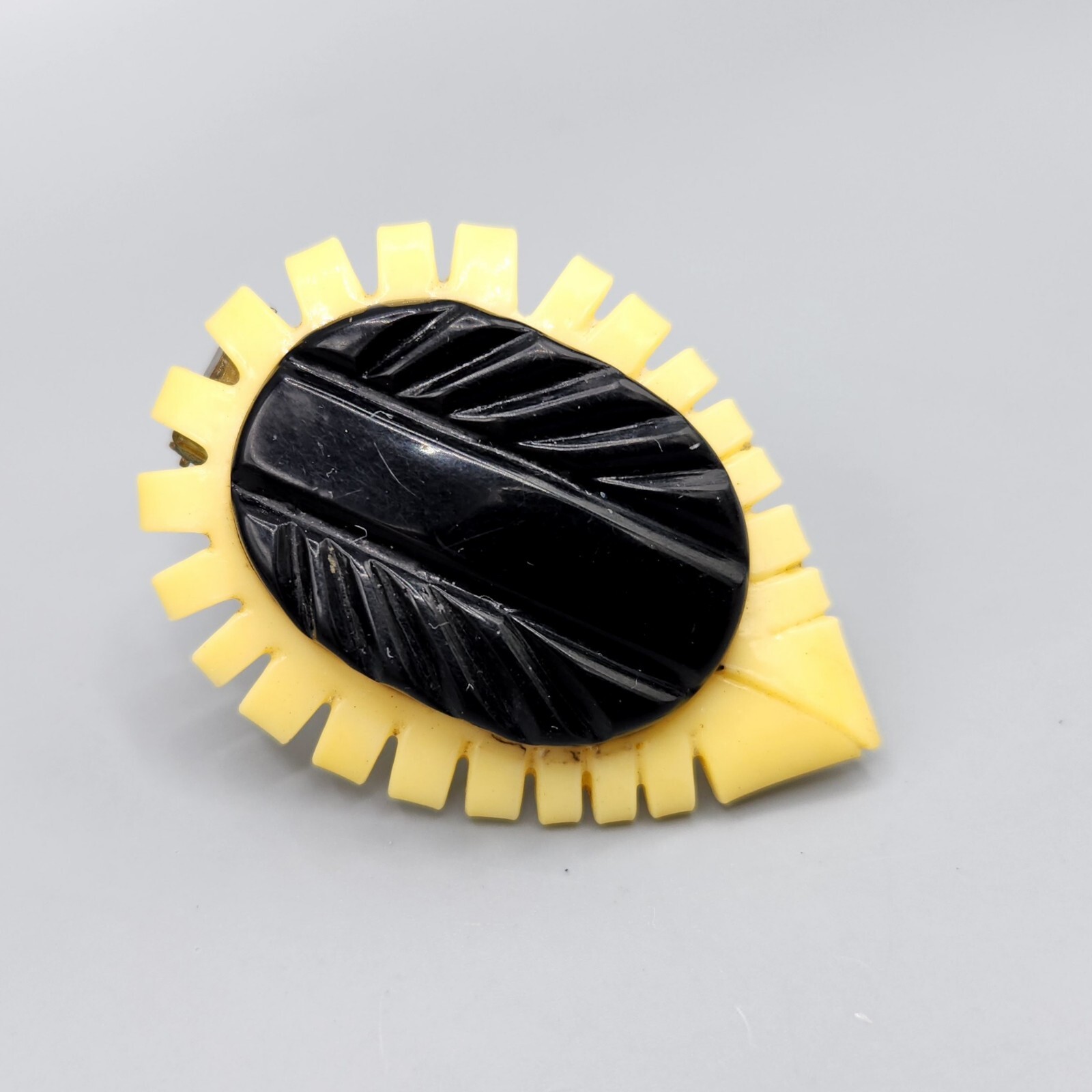 Late Art Deco Retro Black Cream Carved Celluoid Teardrop Dress Clip