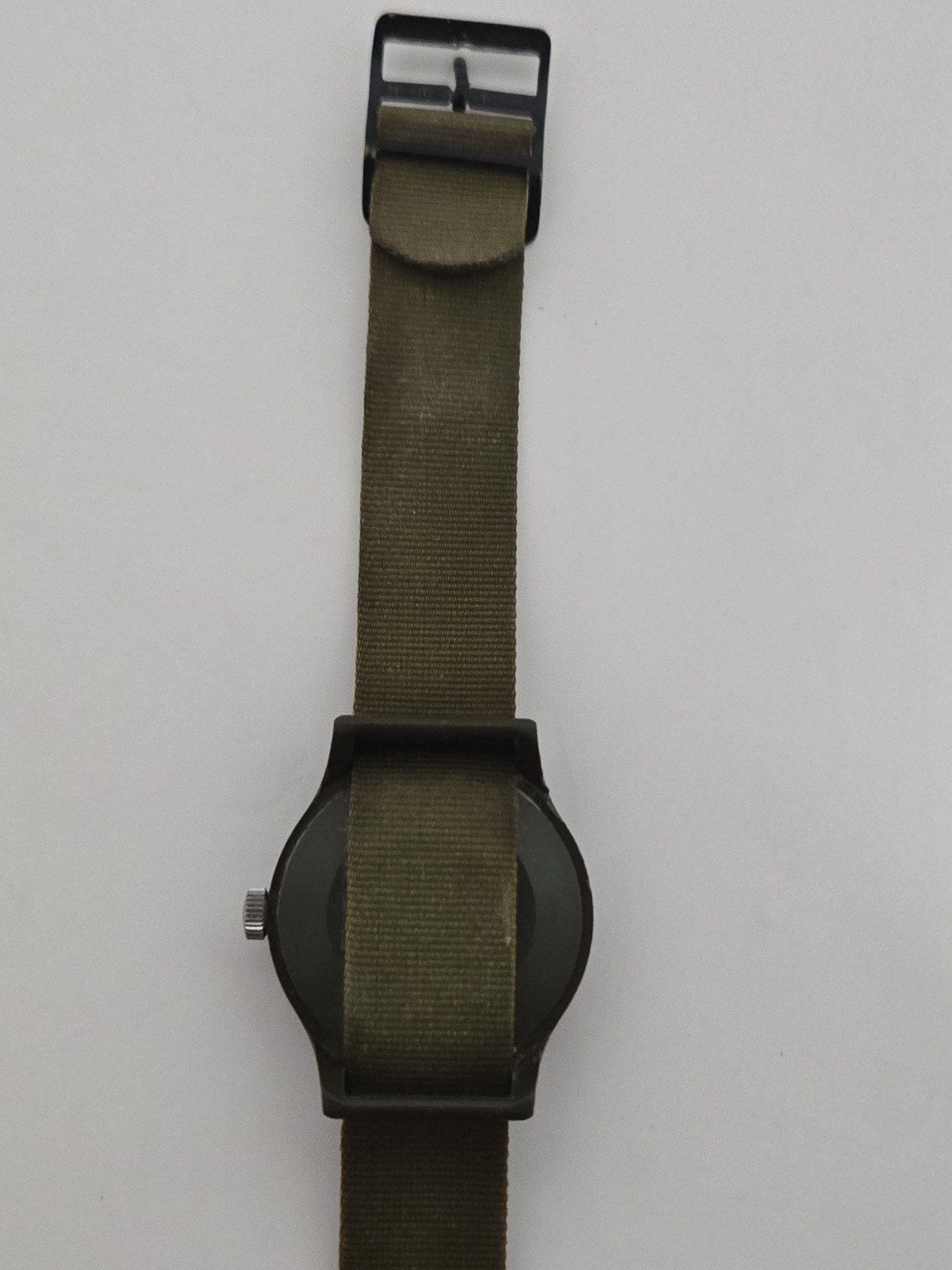 Vintage 90s Timex OD Green 34mm “MacGyver” Camper 24-Hour Quartz Field Watch