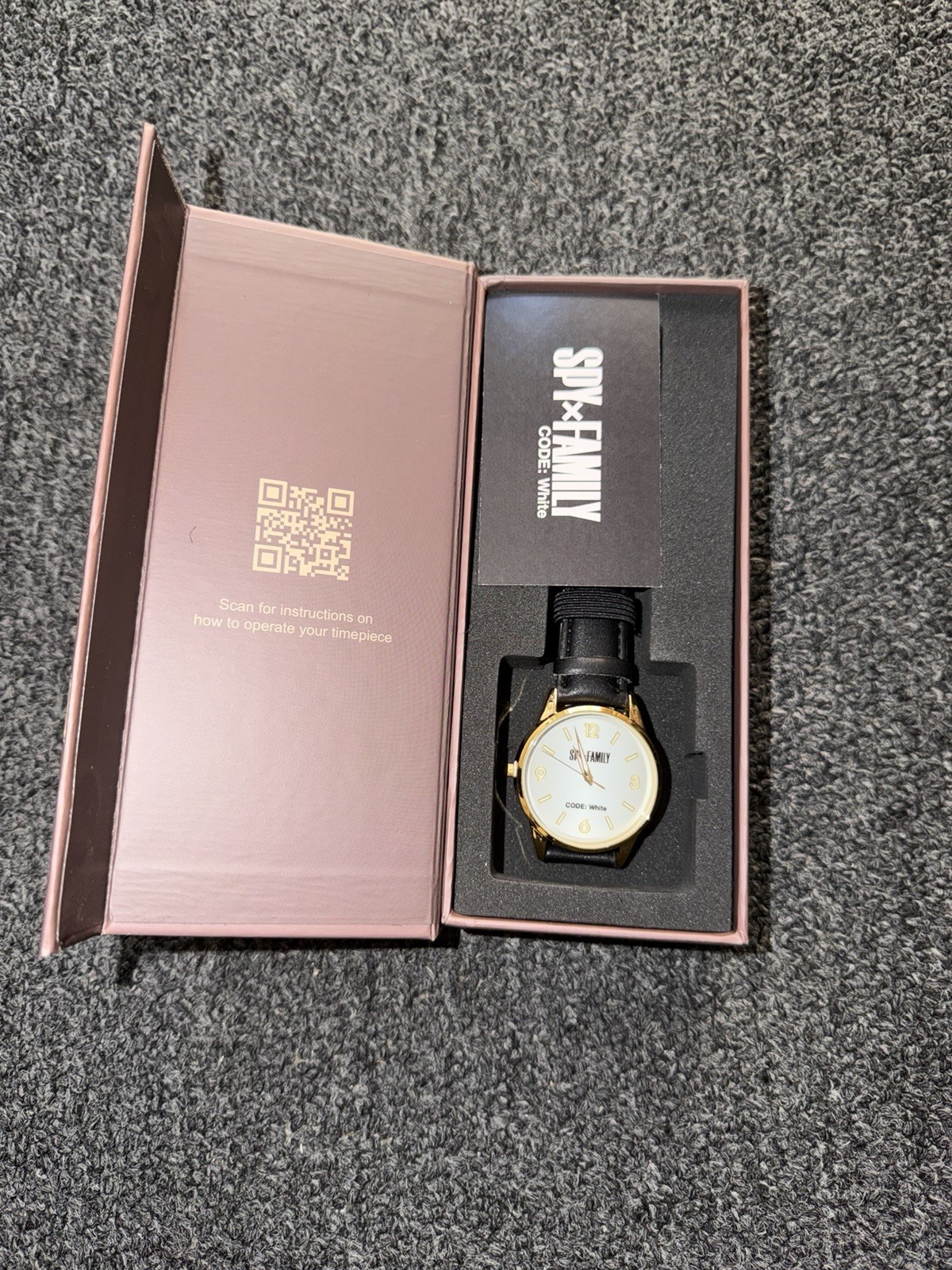MSTR Spy x Family CODE: White Quartz Analog 12-Hour Wristwatch w/ Box