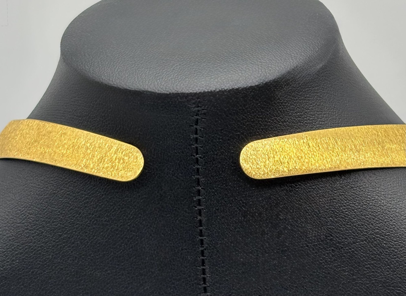 Vintage Milor Italy Brushed Textured Bronze Collar Torque Choker Necklace Signed