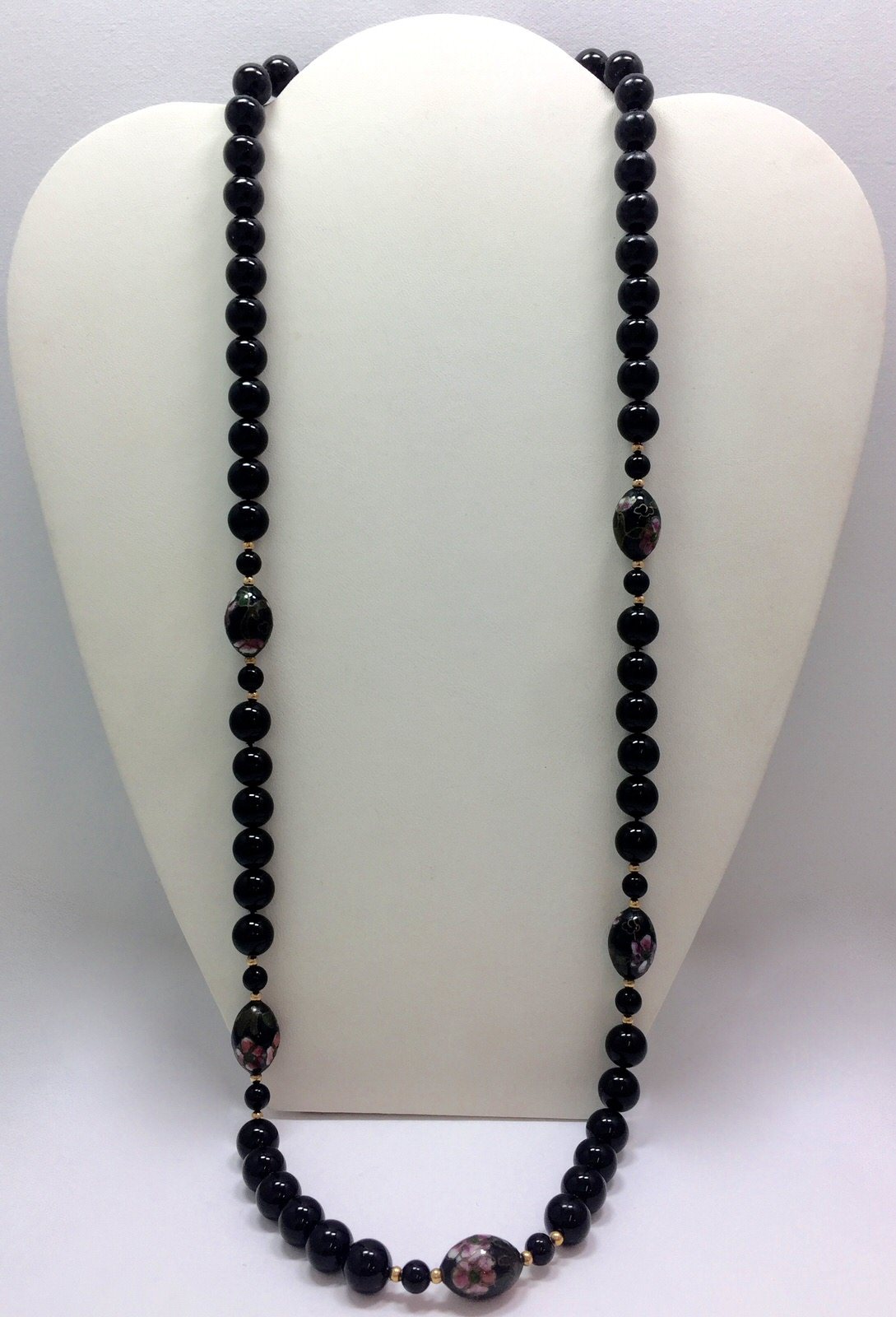 Vintage Estate Black Onyx Beaded Strand String Necklace 31 In Opera Length FMGE
