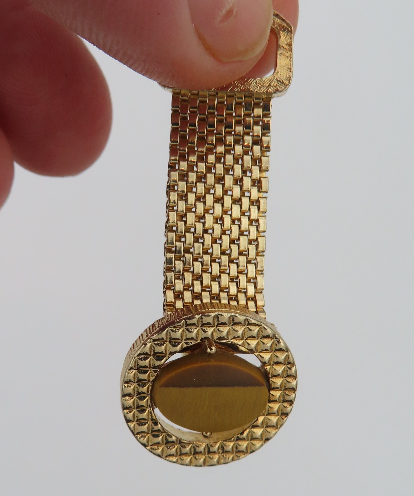 Vintage SWANK Cuff Links Genuine Tiger’s Eye Wraparound Mesh Chain Watchband