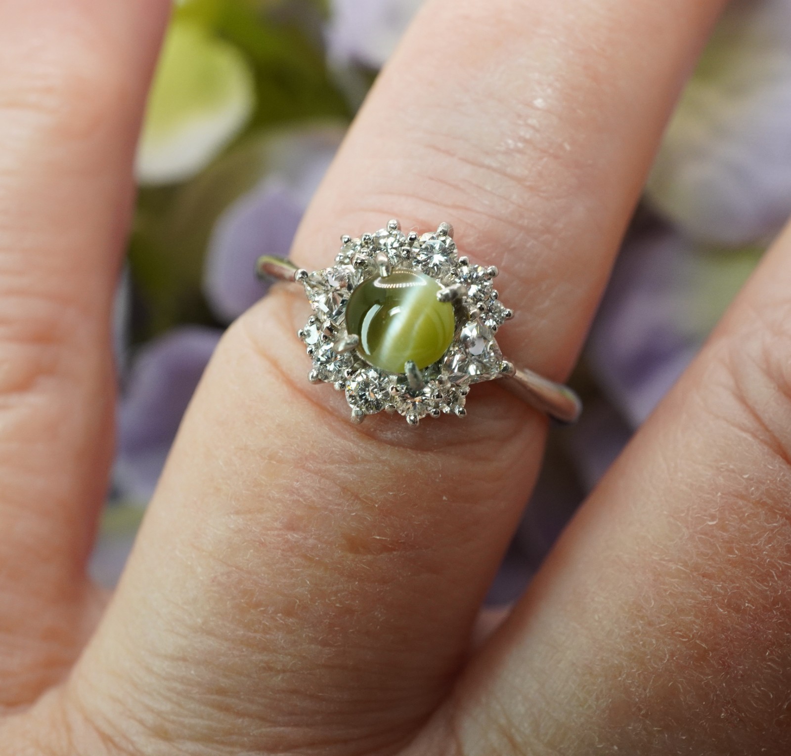 Vintage Chrysoberyl Cats Eye Marquise Round Diamond Platinum Halo Ring Estate