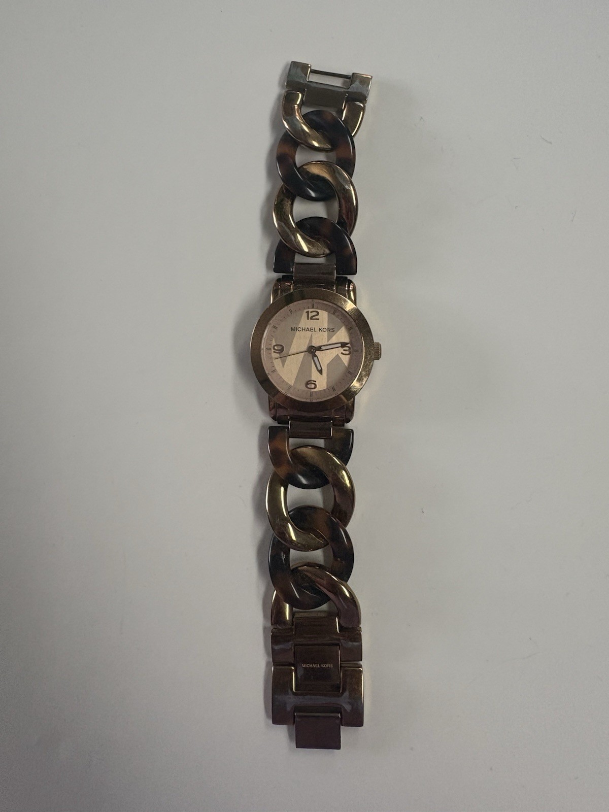 Michael Kors MK-4273 Women’s Runaway Twist Analog 30mm Brown/Gold Bracelet Watch