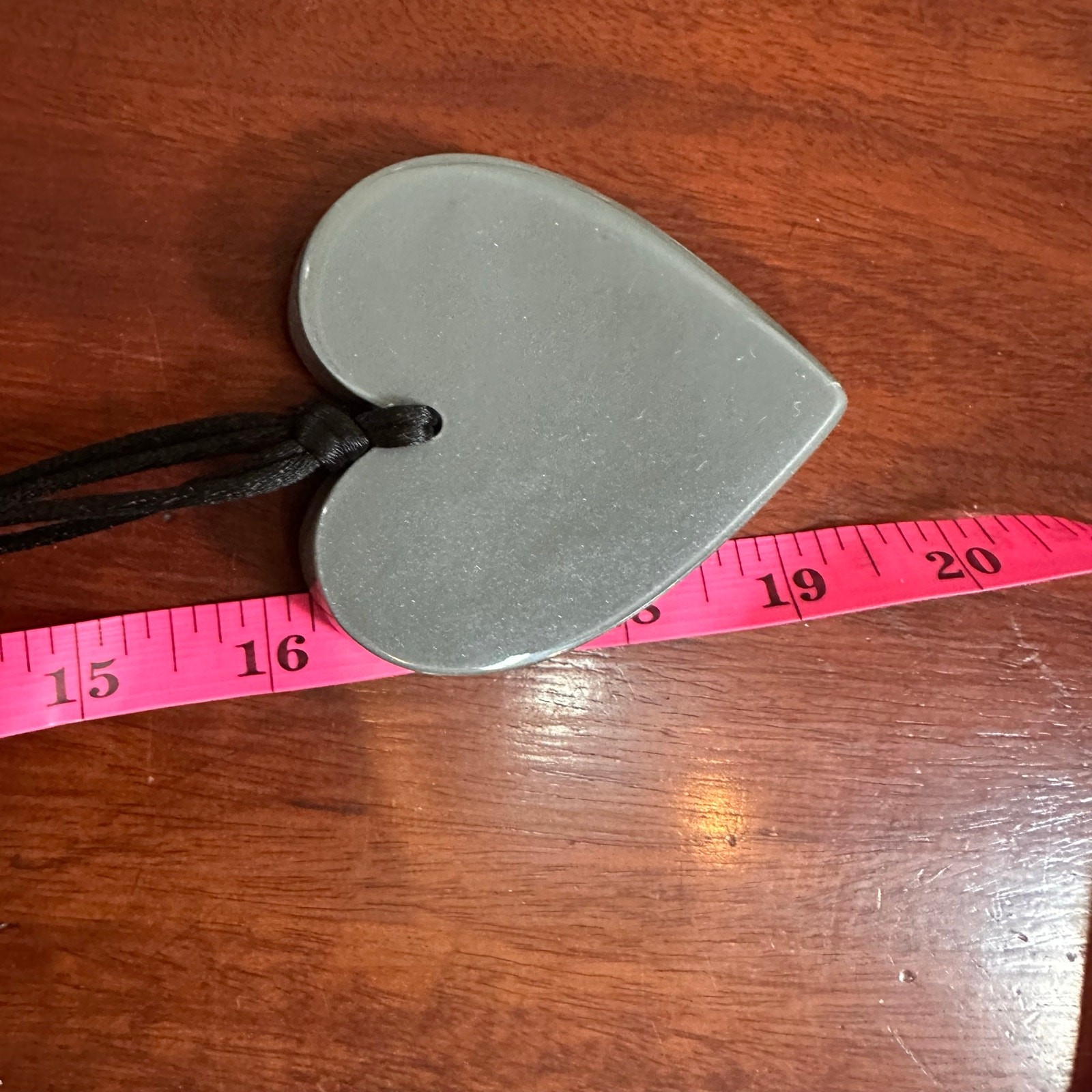Zsiska Heart Necklace Oversized Lagenlook Contemporary Jewelry Gray Black Cord