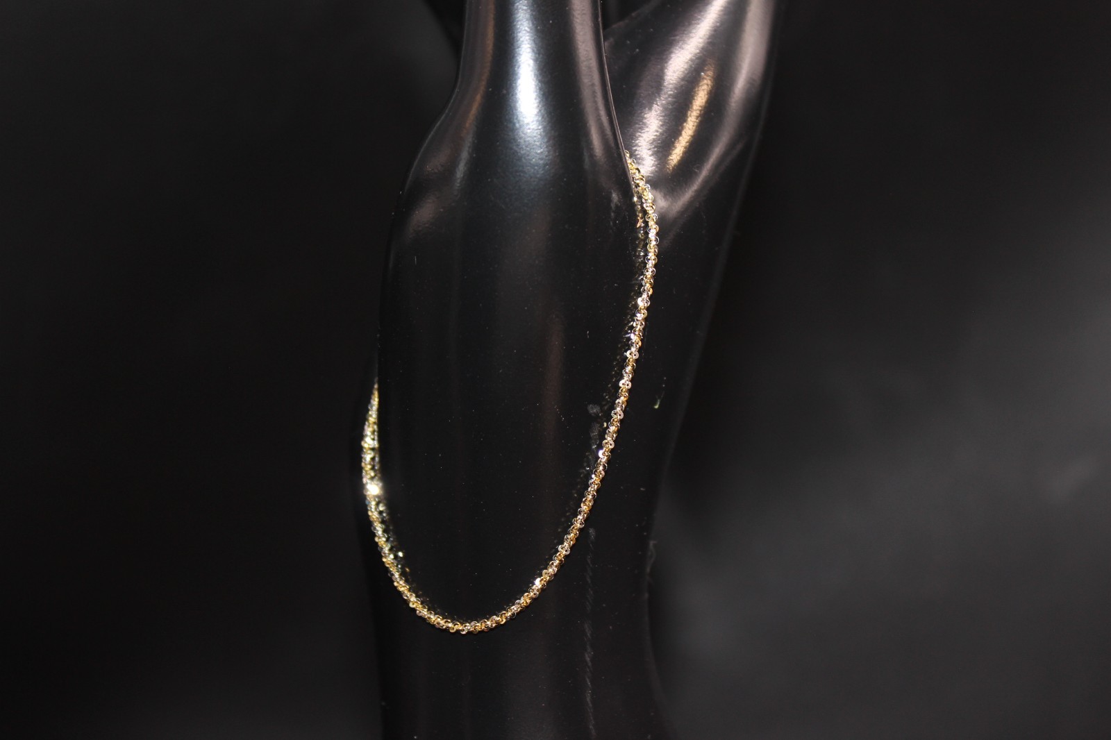 925 Sterling Silver 2mm Gold-Toned Singapore Link Bracelet 7″ Long