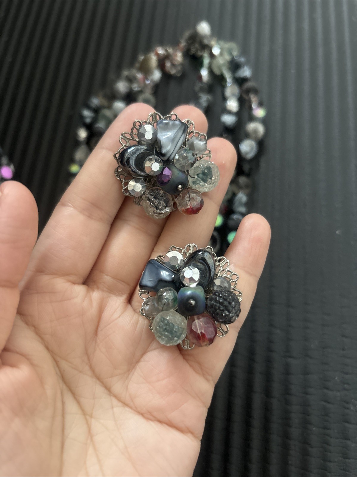 Unsigned But Guess Old Vintage Glass Bead Necklace Earrings And Bracelet