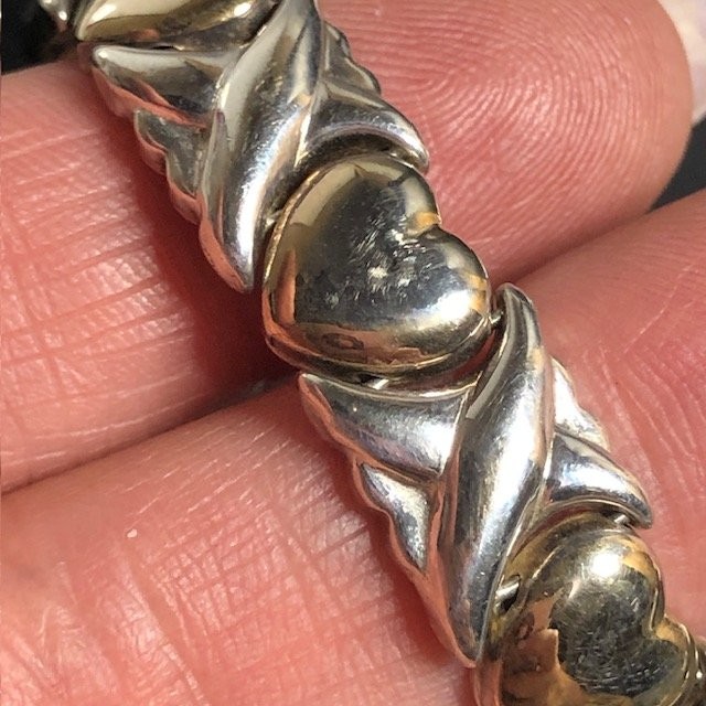 B0861 Sterling Silver 925 Heart Link Bracelet 2-Tone Hug kiss Design 7.5″ 15.7g