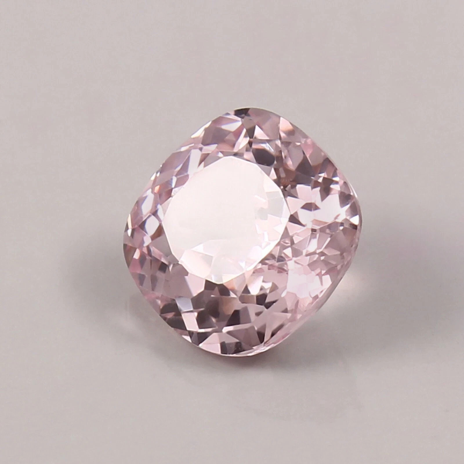 11 Ct Precious Pink Cushion Morganite Loose Gems For Luxury Jewelry 12x12x7 mm