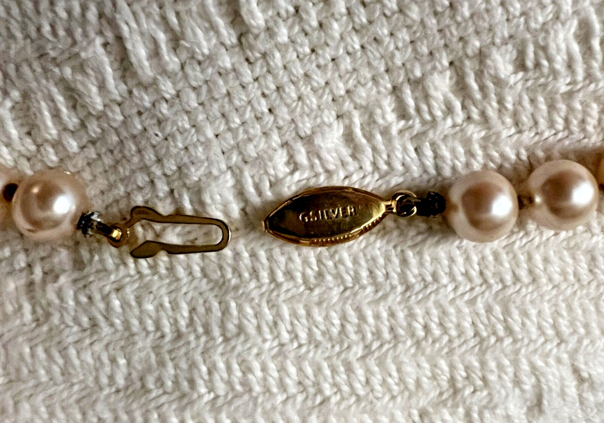 Vtg G Silver Gold Tone Metal Faux Pearl Necklace 16 1/2 Inches Long 7.9mm Pearls