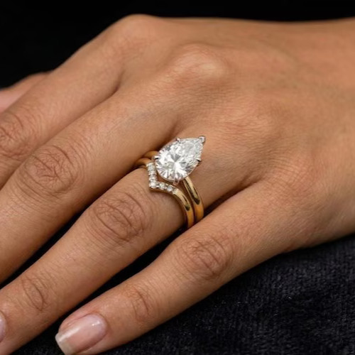 3.20Ct Pear-Cut Lab Grown Diamond EF Solitaire Bridal Ring Set 14K Yellow Gold