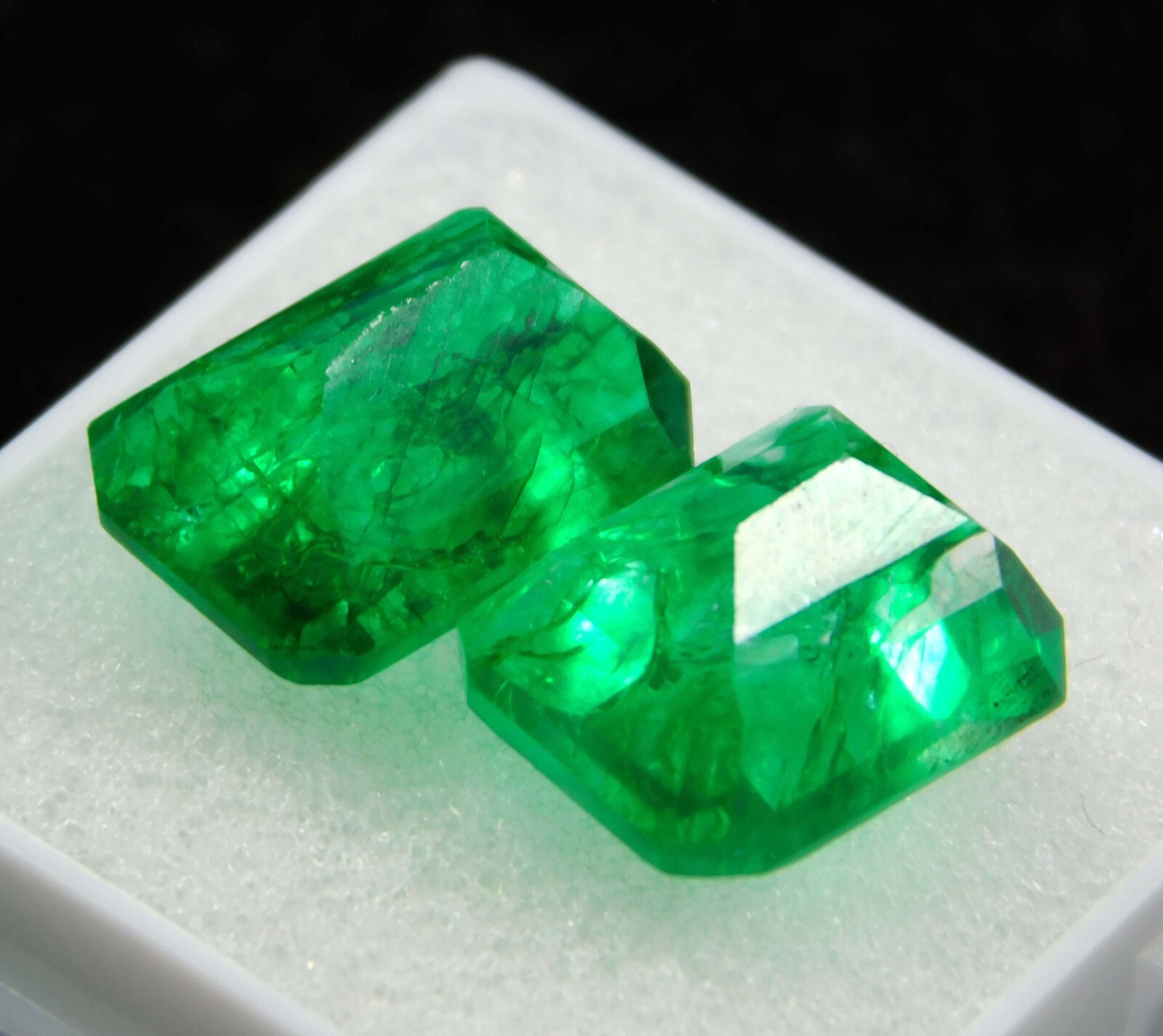 Natural Colombian Green Emerald 12.40 Ct Emerald Cut Certified Loose Gems (Pair)