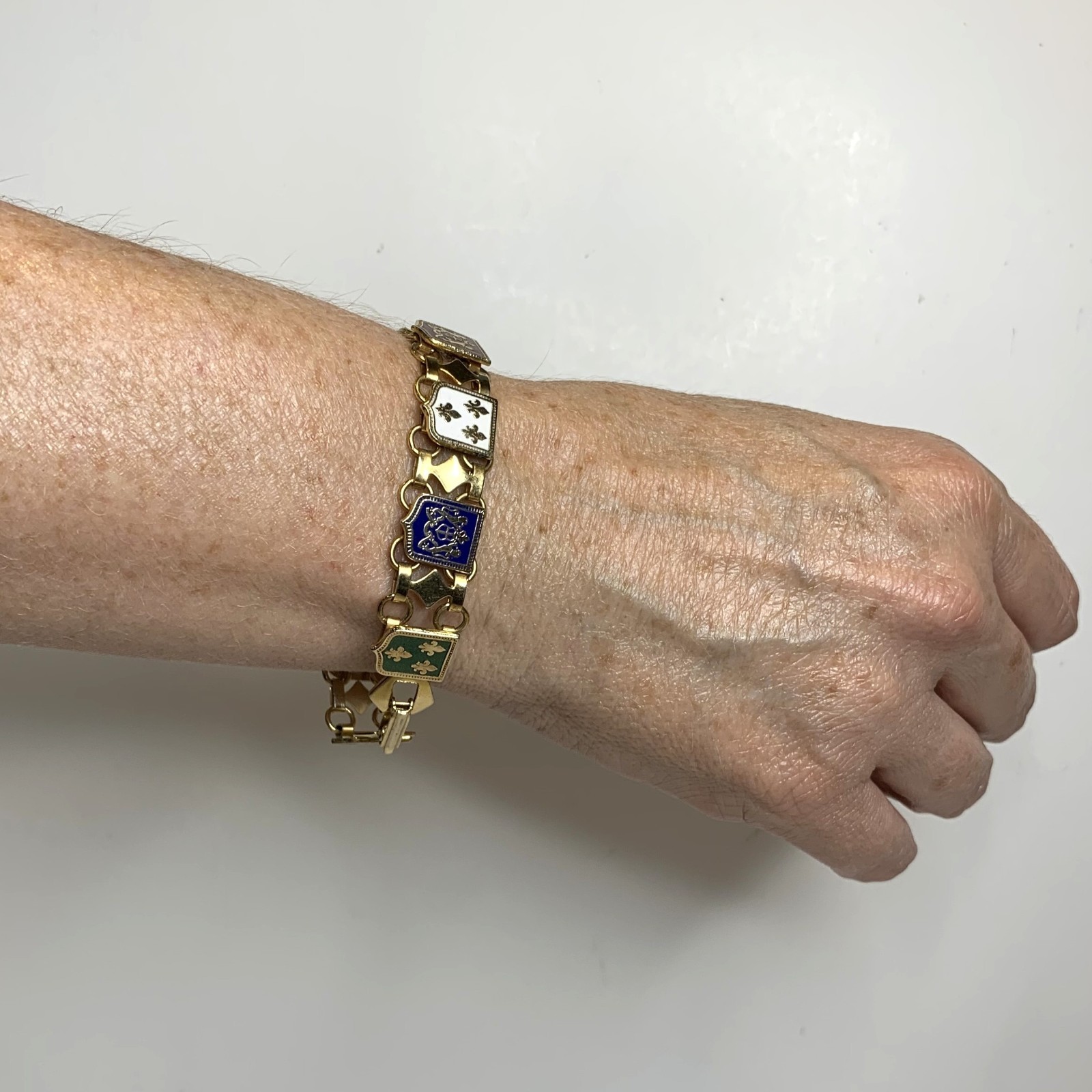 Vintage Gold Tone Enamel French Style Coat of Arms & Fleur De Lis Bracelet
