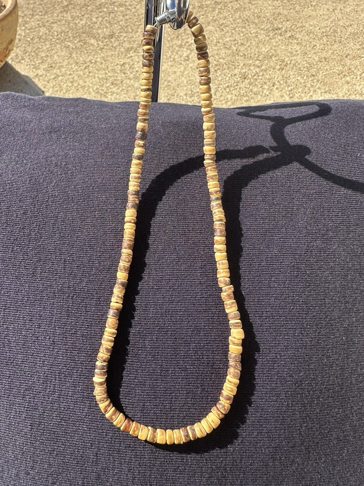 Vintage 2000 Authentic Hawaiian Coconut Shell Heishi Bead Necklace – 15″