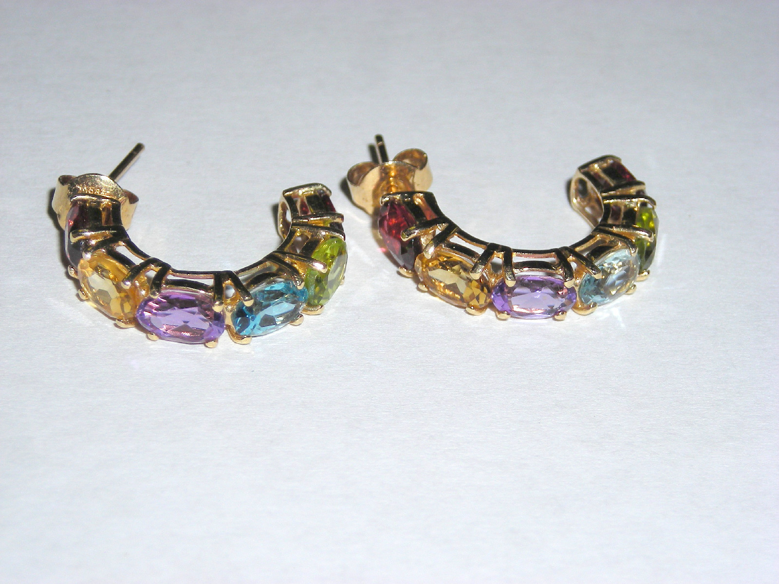 Designer Marked T & C 14K Yellow Gold Hoop Earrings Garnet Topaz Amy Peridot +