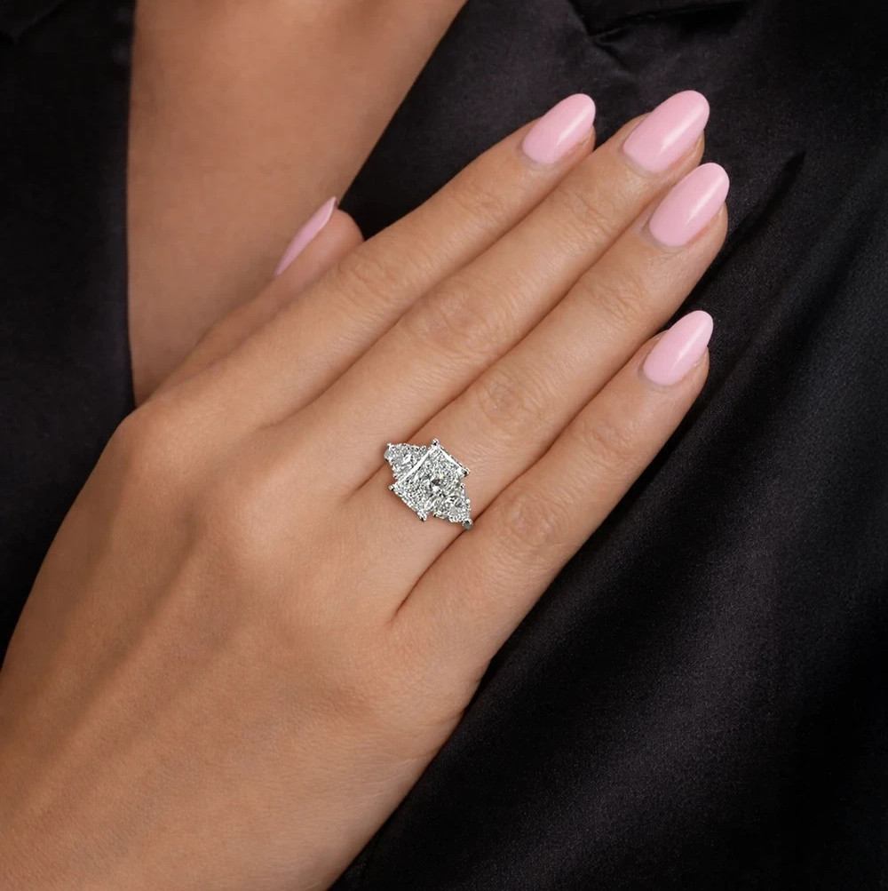 IGI 5.50 Ct Radiant Cut EF/VS1 Lab Grown Diamond Three Stone Ring 14K White Gold