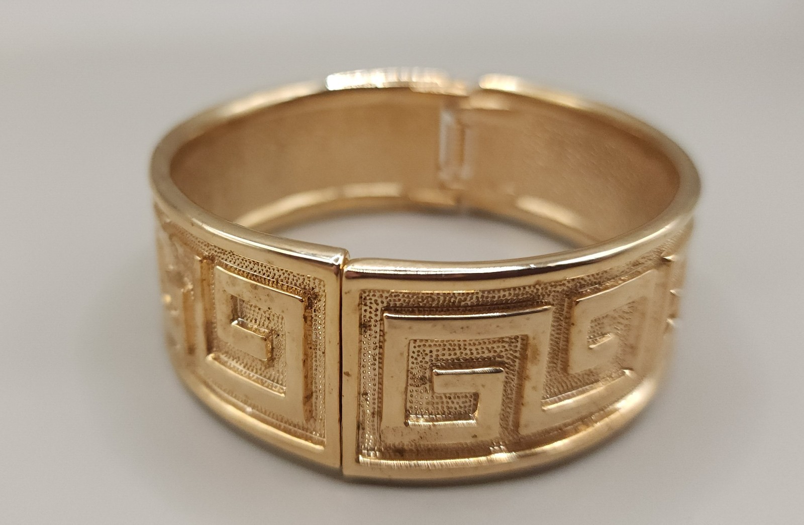 Vintage Greek Key Hinged Bangle Bracelet Heavy 10K Gold Plated Chunky 82g