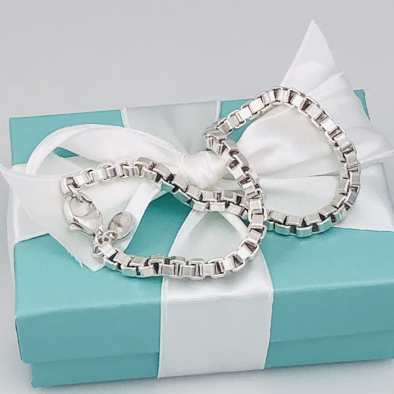 8” Tiffany & Co Mens Unisex Venetian Box Link Bracelet in Sterling Silver
