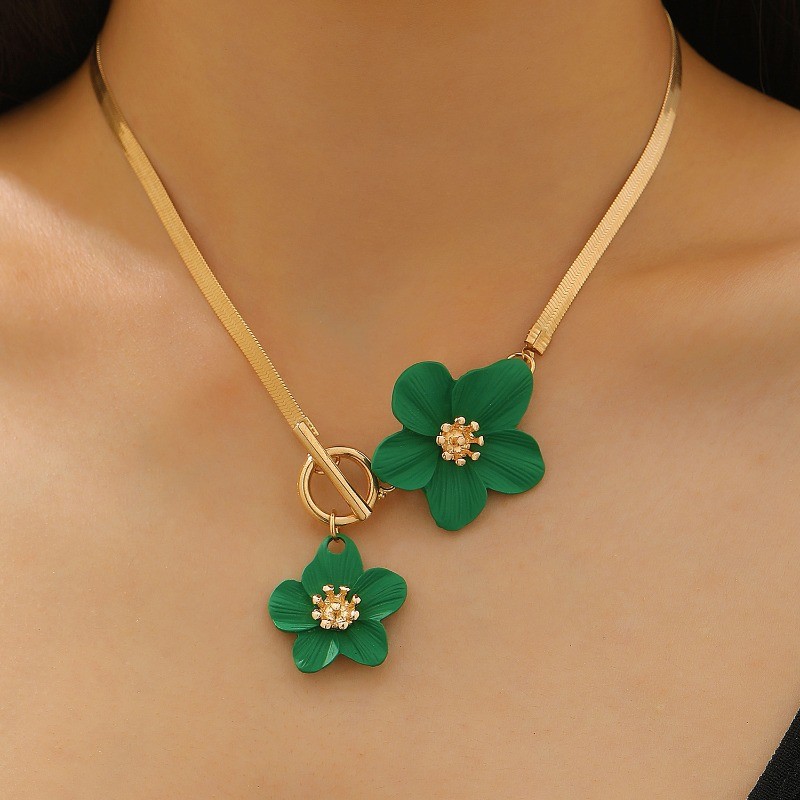 Women’s Fashion Elegant Green Flower Pendant Necklace Earring Set Gift Alloy