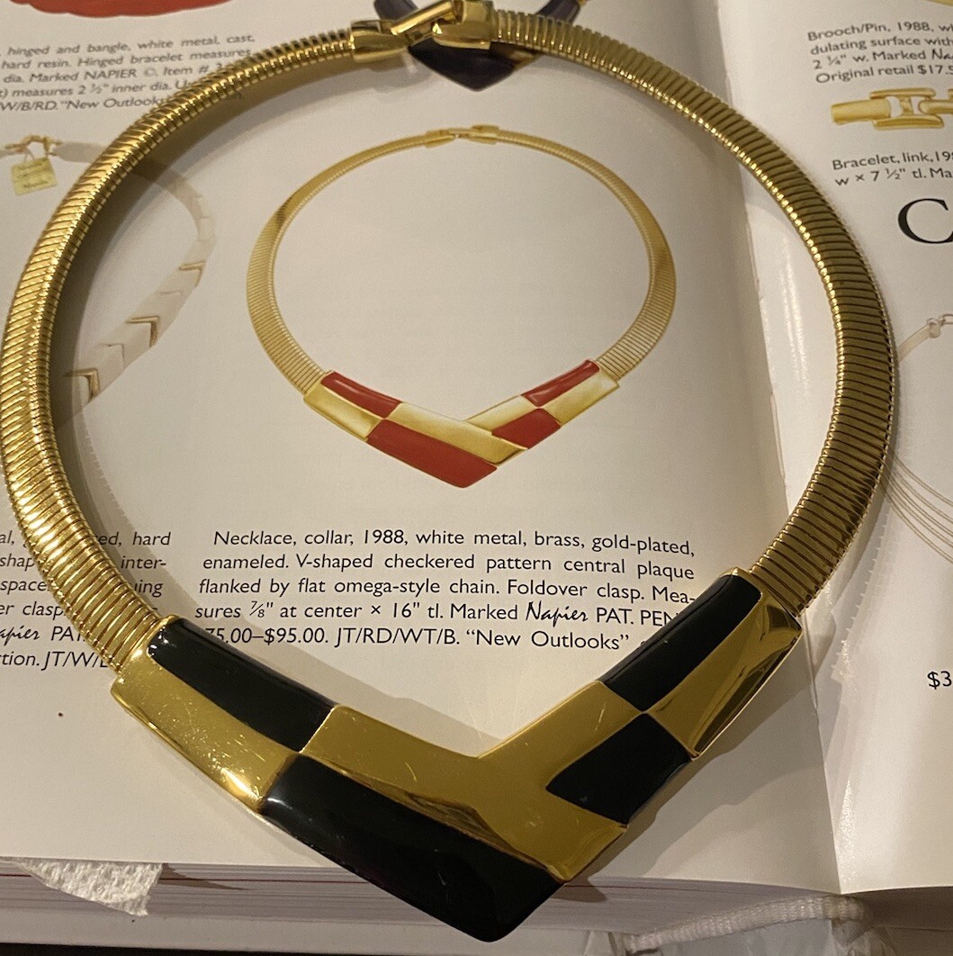 Vintage NAPIER Chunky 80s Black & Gold Tone Necklace Red Version is a BOOK PIECE