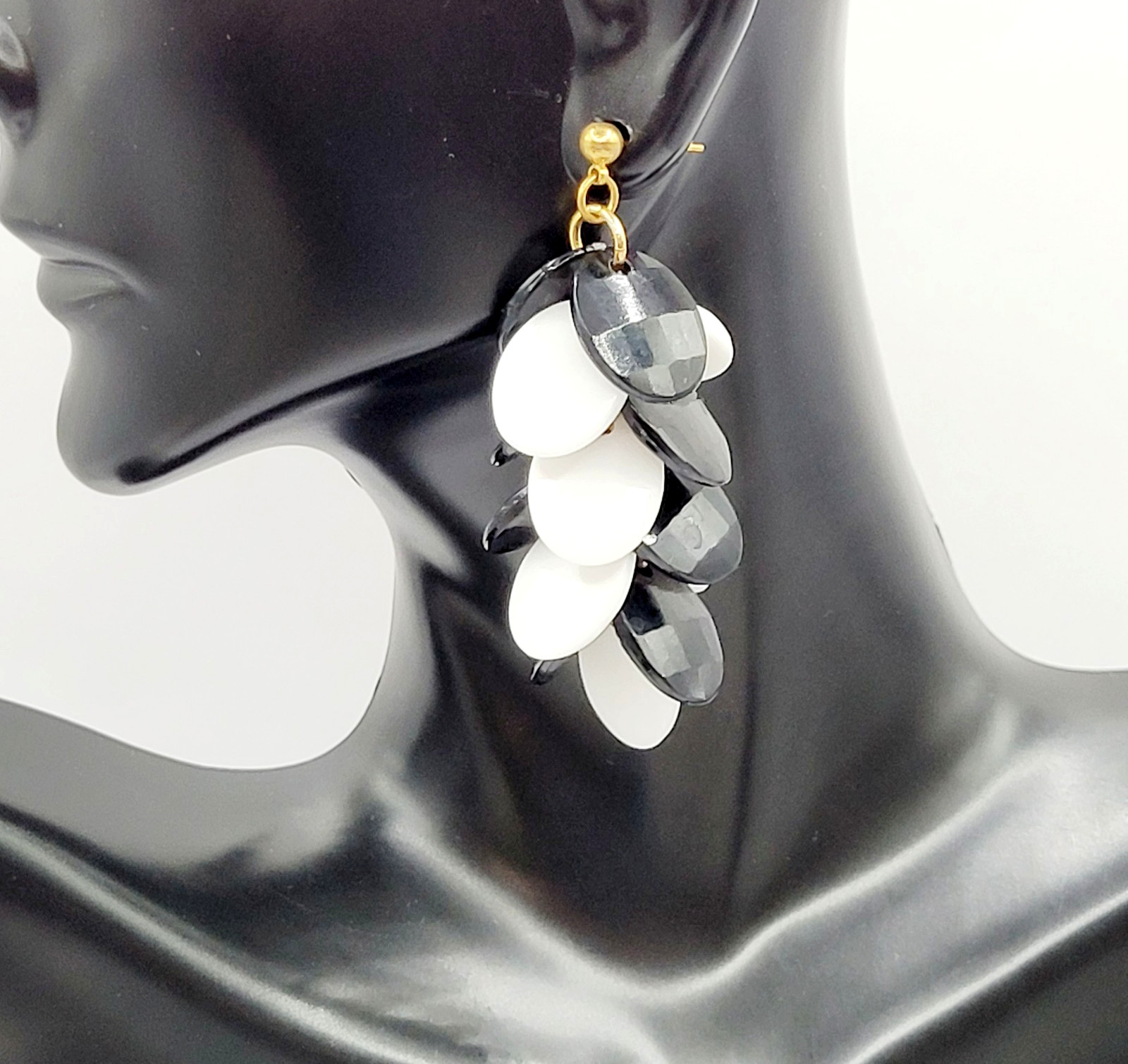 Black and White Flat Faceted Disc Dangle Long Cha Cha Style Vtg Pierced Earrings