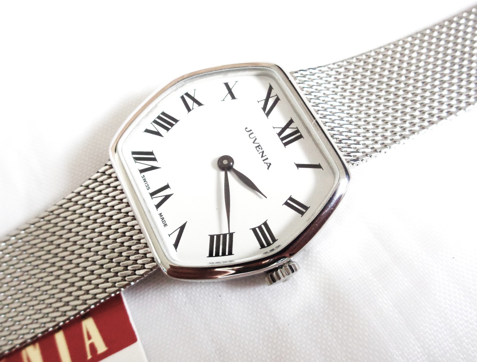 Vintage Juvenia Winding Stainless Steel Ladies Watch Ref 9107X-BA Swiss 17J NOS