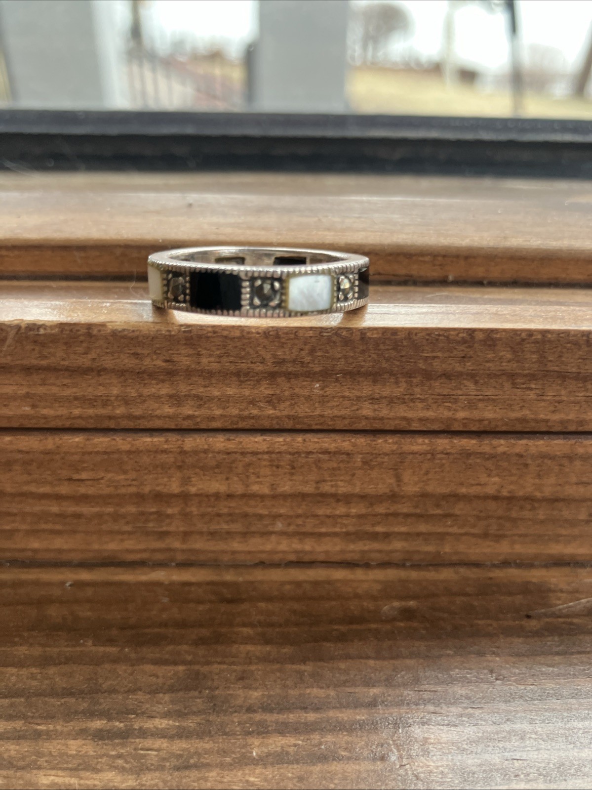 Vintage Onyx and MOP Sterling Ring – SIZE 8?