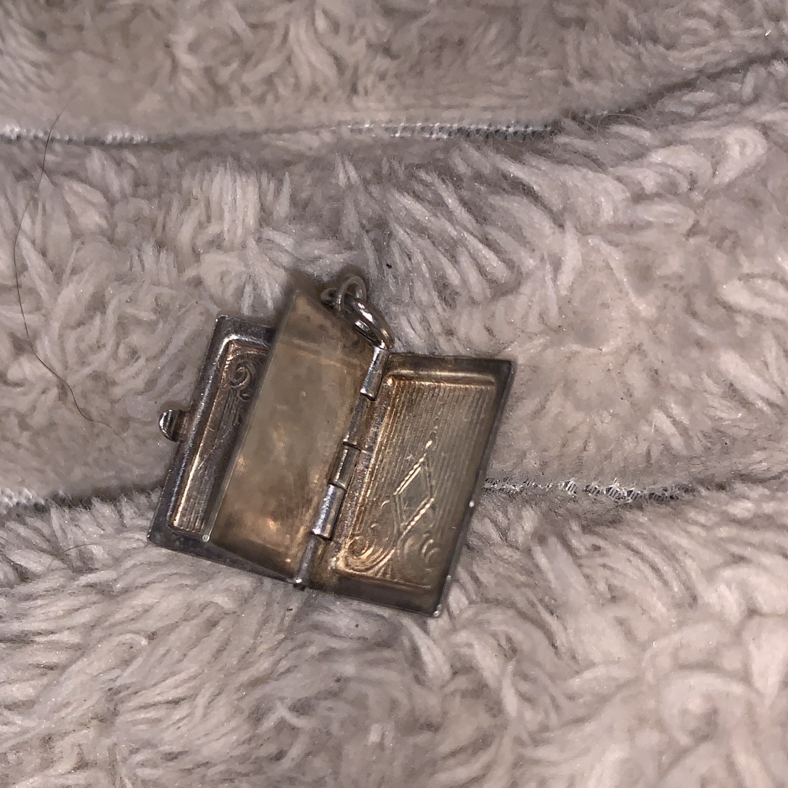 925 Silver Rectangle Book Locket Pendant Charm Hinged No Stone Silver Tone