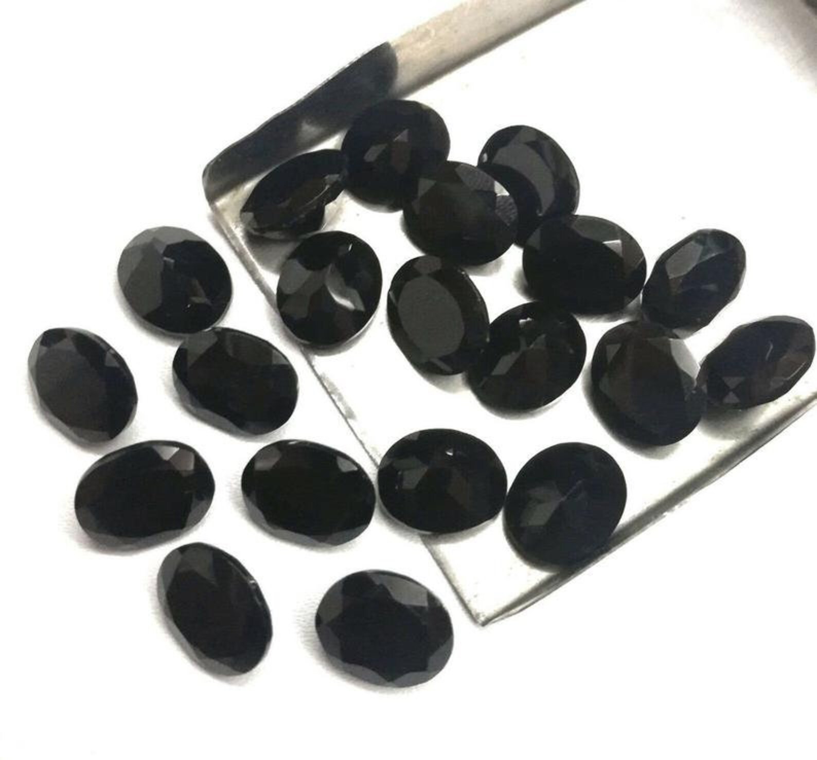 Spinel Oval Faceted Cut 3x5mm to 12x16mm Natural Wholesale Gemstone