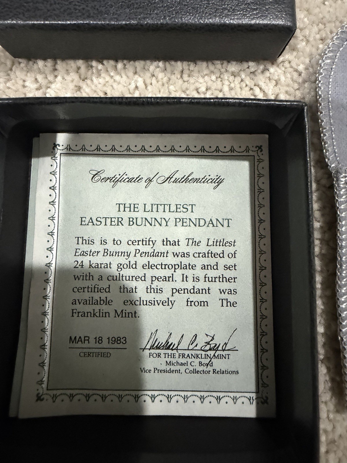 The Franklin Mint Littlest Easter Bunny Rabbit Charm Pendant Gold Plated Pearl